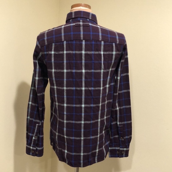 Duluth Trading Company Button Down Shirt Size Small Purple Plaid Flannel - Picture 5 of 9
